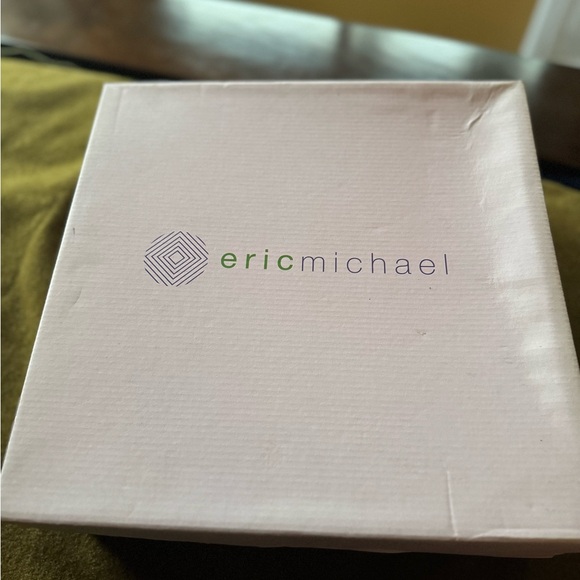 Sleek Black Ankle Boots with Rugged Sole - Picture 7 of 7